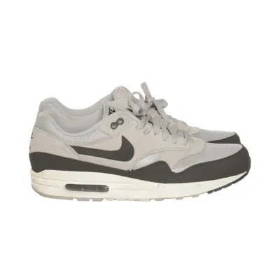 second hand nike air max