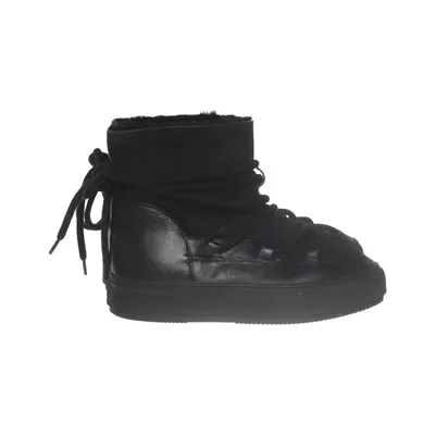 Bottes à lacets (Noir) de Philip Hog
