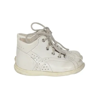 Bottes à lacets (Blanc) de Kavat