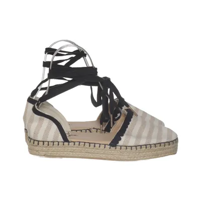 Espadrillos (Beige, Svart) från Simply Be