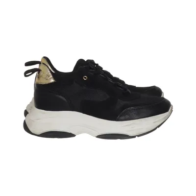 Sneakers (Black, White, Gold) from Agnes Cecilia