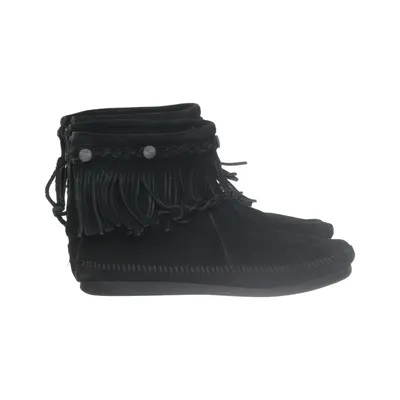 Ankle boots (Black) from Minnetonka