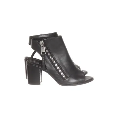 High heels (Black) from Sacha Essentials Leather