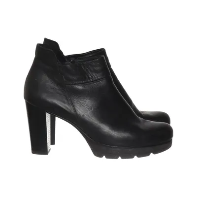 Heeled boots (Black) from Paul Green