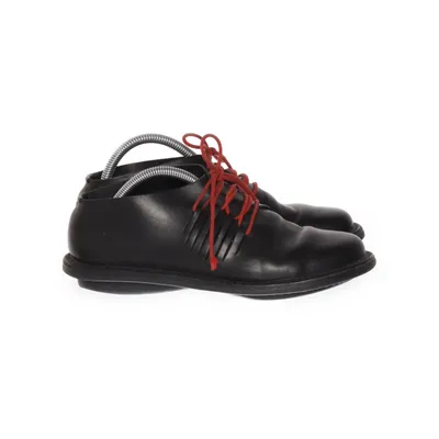 Walking shoes (Black) from Trippen