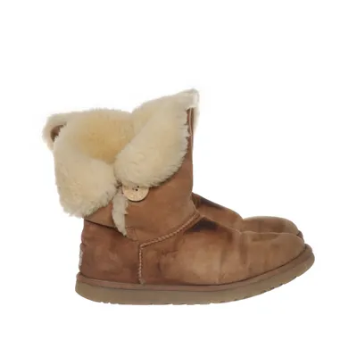 Boots (Bailey Button) från UGG Mocka