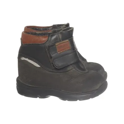 Ankle boots (Black, Brown) from Kavat