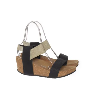 Wedges (Black, Beige) from Copenhagen Shoes