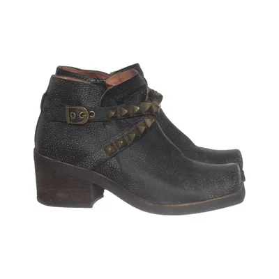 Bottes à talons (Noir) de Jeffrey Campbell Cuir