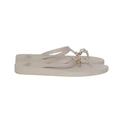 Flip-flops (Beige) from The Rubz