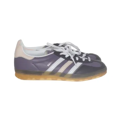 Sneakers (Gazelle) from Adidas