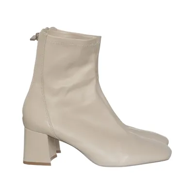 Heeled boots (Beige) from Stradivarius