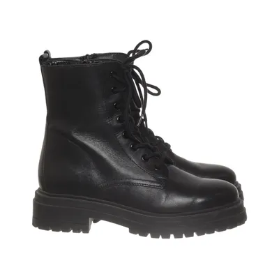 Laced boots (Black) from Ella of Sweden Leather