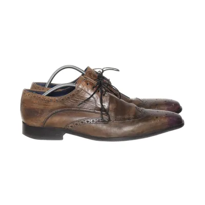 Richelieus (LEWIS 3) de Melvin & Hamilton