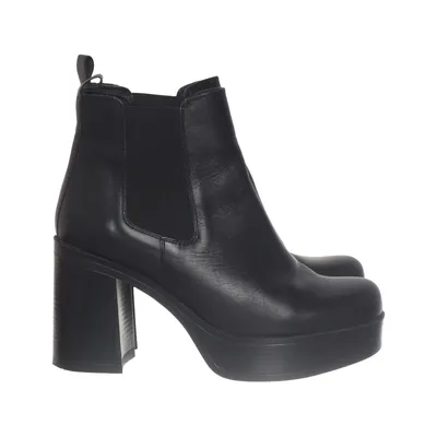 Chelsea boots (Black) from J Shoes