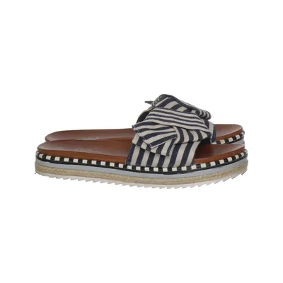 Slip-ins (Blå, Vit, Brun) från Malien
