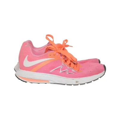 Running shoes (Zoom Winflo 3) from Nike