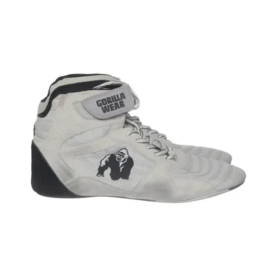 Basketball shoes (Perry High Tops Pro) from Gorilla Wear
