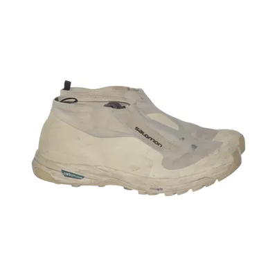 Walking shoes (Beige) from Salomon