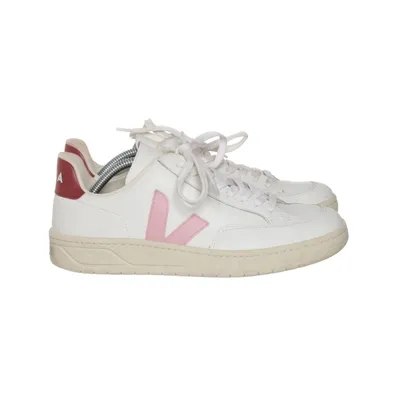 Sneakers (White, Pink) from Veja