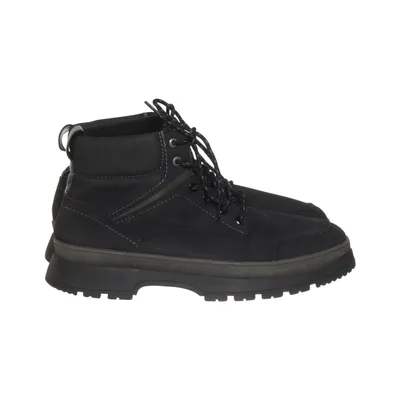 Laced boots (Black) from Linear of Sweden