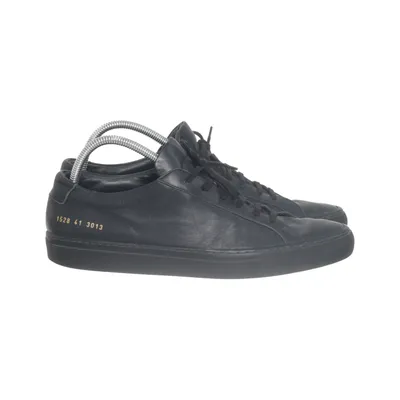 Sneakers (Svart) från Common Projects