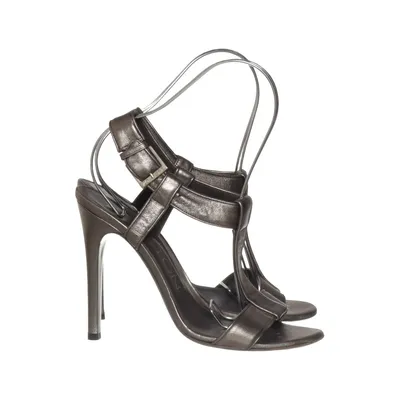 Sandales à talons hauts (Argent) de Halston
