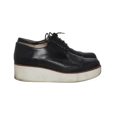Wedges (Black, White) from Marroqui Sanchez