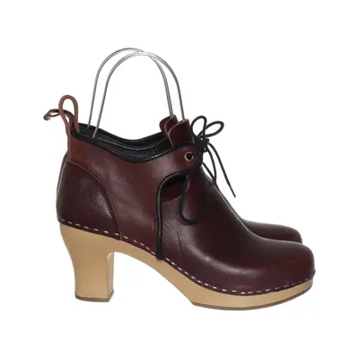 Sabots (Marron) de Swedish Hasbeens