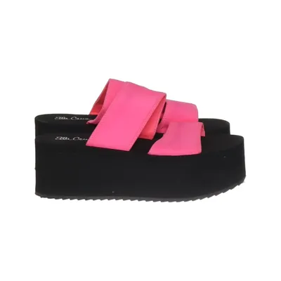 Slip-ins (platform) from Ella Cruz
