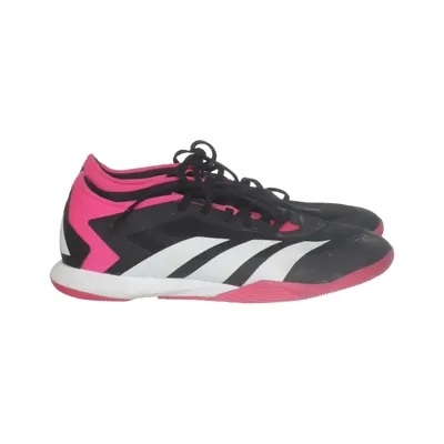 Football shoes (Black, Pink, White) from Predator