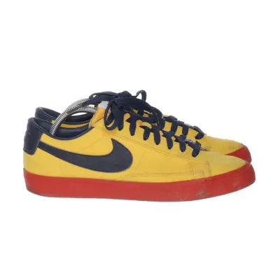 Baskets (Jaune, Multicolore) de Nike