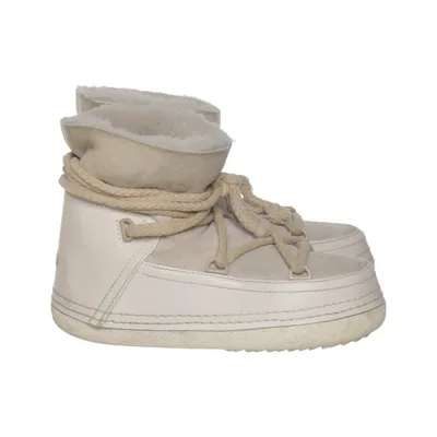 Enkellaarzen (Beige) van Inuikii