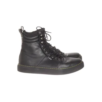 Laced boots (Black) from Selbi