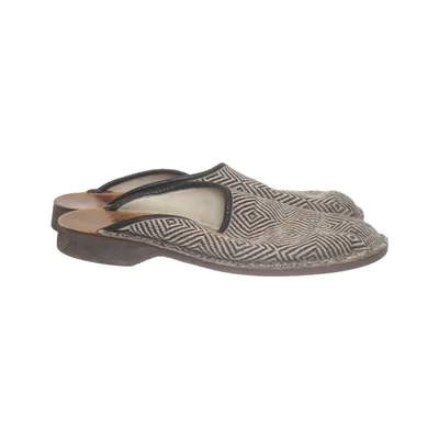 Slippers (Beige, Black) from Växbo Lin