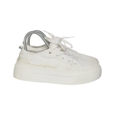 Chaussures en toile (Blanc) de Sweeks