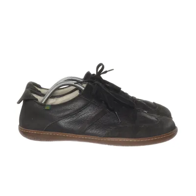 Sneakers (Svart) från El Naturalista