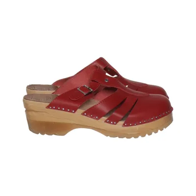 Clogs (Red) from Troentorp Leather