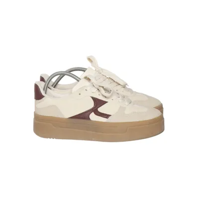 Trainers (Beige, White) from Ortholite