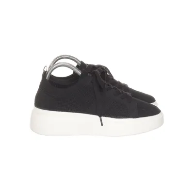 Sneakers (Black) from Sprandi