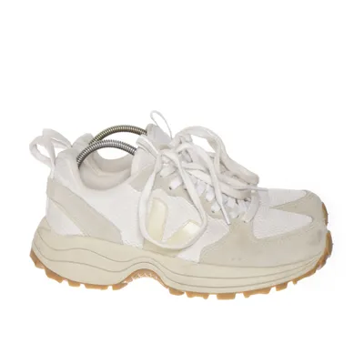 Sneakers (Beige, White) from Veja