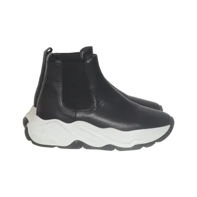 Chelsea boots (Black, White) from A Pair