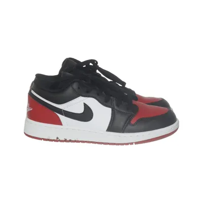 Sneakers (Air Jordan 1 Low) från Nike Air Jordan