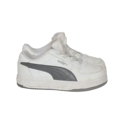 Sneakers (White, Black) from Puma