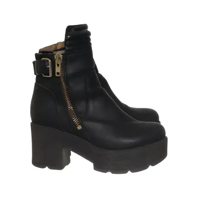Bottes à talons (Noir) de Johnny Bulls
