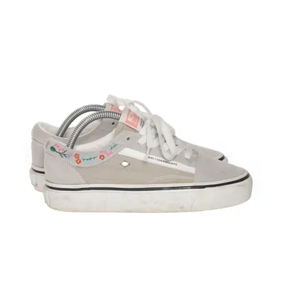 Canvas shoes (Gray) from British Knights Leather