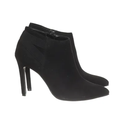 Bottes à talons (Noir) de Star Collection