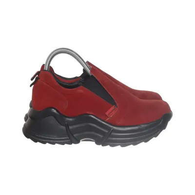 Slip-ons (Rød, Sort) fra Attention