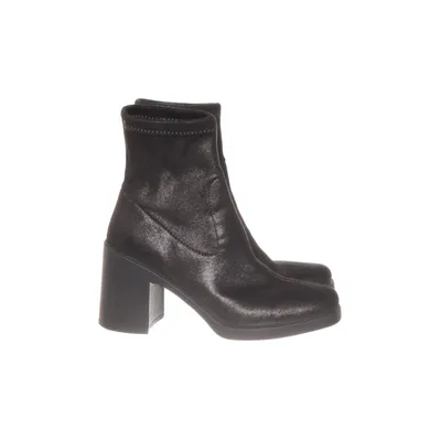 Heeled boots (Black) from Attitude