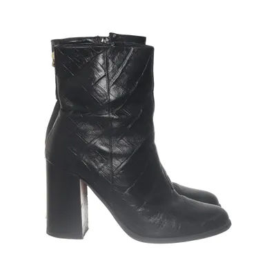 Bottes à talons (Noir) de Carvela by Kurt Geiger